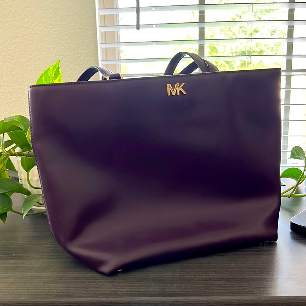 Michael Kors Purple Tote